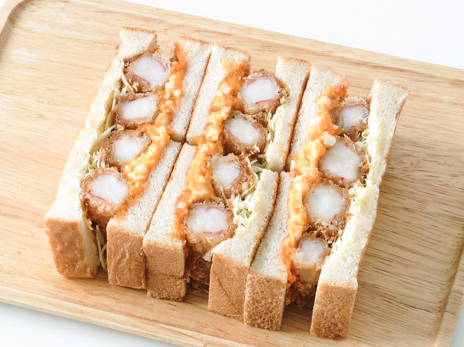 贅沢えびフライサンド(写真)